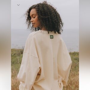 DAILY DRILLS UNISEX OVERSIZED CREW - SAND; M/L